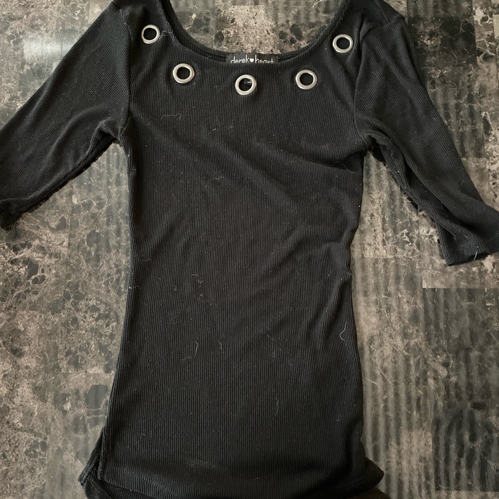 Derek heart ribbed half sleeve top